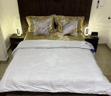 Yaounde Apartment | ZARAYLOFT cadre moderne et convivial