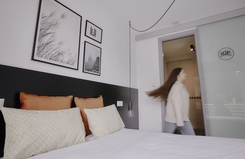 Perillo Apartment | Zarey Hostel Santa Cristina