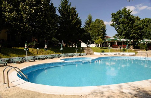 Primorski Hotel | Zdravets - free parking