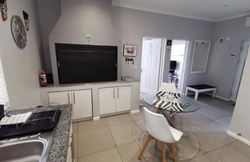 Kenridge Apartment | Zebra Place