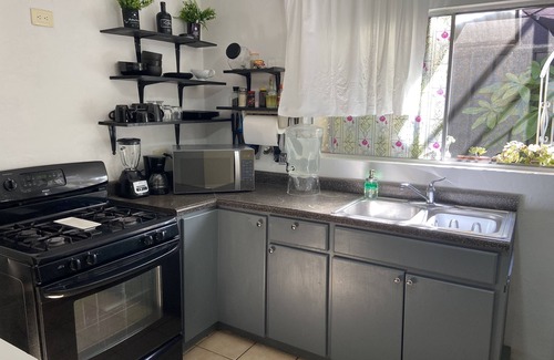 Costa de Oro Apartment | Zebra Studio - 1 double-bed, kitchen