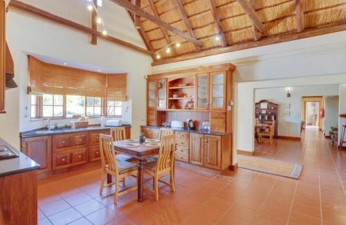 Leeupoort Villa | Zebula 1 Pela Lodge, 6 bedrooms