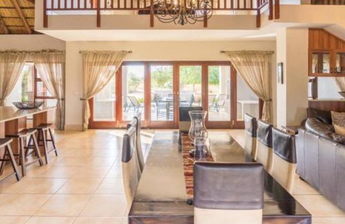 Leeupoort Villa | Zebula Golf and Wildlife Estate - Hornbill Paradise Pax 8 - Moi Signature Luxury villa