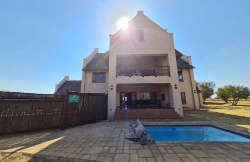 Leeupoort House | Zebula No 2 Waterbergs Over the Savannah 4 Bedroom