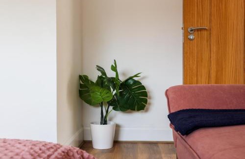Addison Apartment | Zee homes W6