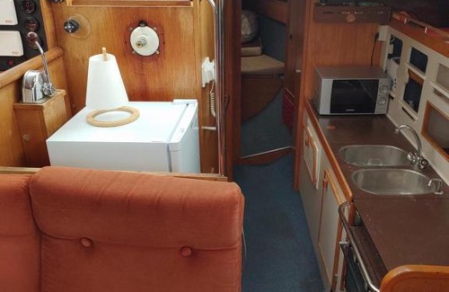 Belem Boat Rental | Zeebra - Jeanneau Espace 1000 sailboat