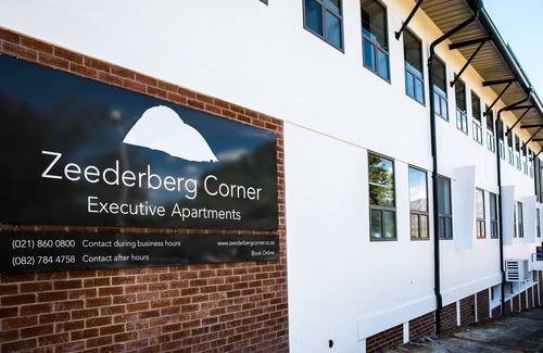 Paarl Apartment | Zeederberg Corner