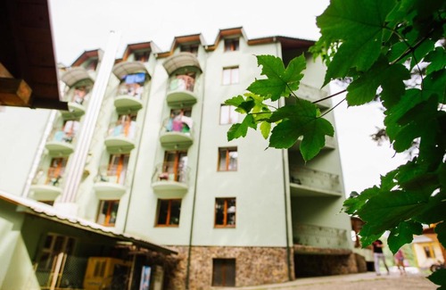 Skhidnytsya Hotel | Zelenyy Bir
