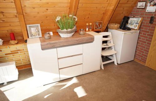Damp House | Zeltdachhaus mit W LAN 2 x TV