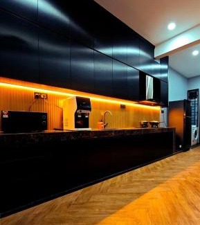 Taman Mount Austin House | Zen at Austin - Sleep 13 Pax-10 Min to Aeon Tebrau
