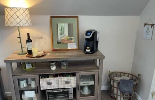 Alexander House | Zen Carriage House at French Broad River Farms