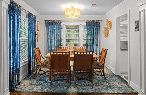 Stone Mountain House | Zen Retort near Stone Mountain