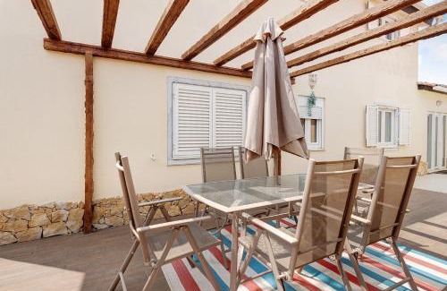 Seixal House | Zen Village Amarela