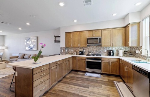 Communications Hill House | Zen Zest Zone: Unwind and Relax