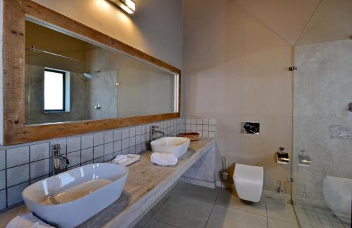 Vaalwater Cabin | Zenara Lodge 2