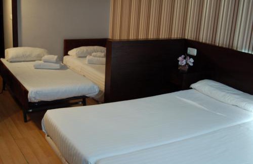 San Bernardo Apartment | Zenit Aparthotel Hall 88