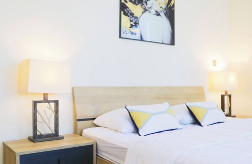 DIFC Hotel | Zennova- Business Bay