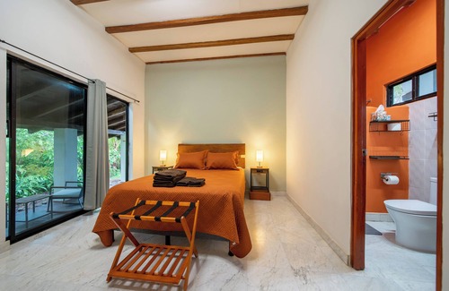 Pedasi Bed & Breakfast | Zenquility Inn & Tavern
