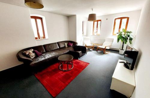 Ostorf Apartment | zentrale Ferienwohnung - direkt am See und in Schlossnähe