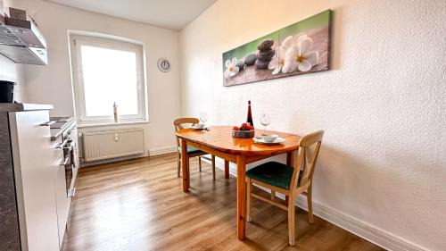 Schwerin Apartment | Zentrale Ferienwohnung mit Gartennutzung