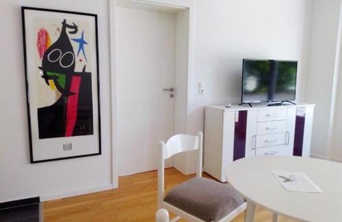 Bad Honnef Apartment | Zentrale ruhige Lage mit Parkplatz und Terrasse