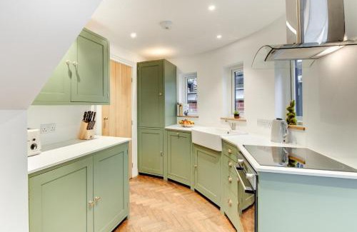 Martlesham Heath House | Zeppelin