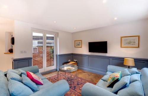 Martlesham Heath House | Zeppelin