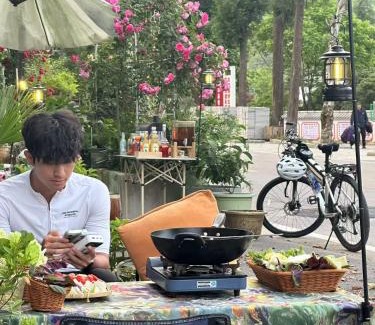 Wulingyuan Apartment | Zhangjiajie Southgate Flower Garden Lodge at the Park Entrance