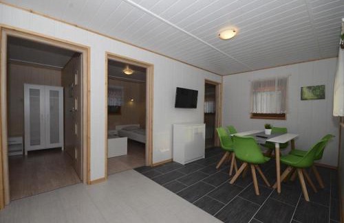 Chlapowo House | Zielony Zakątek Chłapowo domki i pokoje