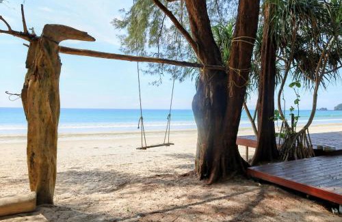 Ranong Resort | Ziggy Stardust