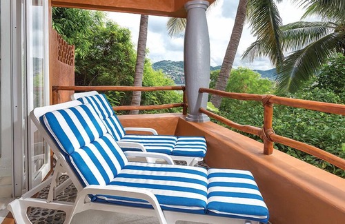 Almacen Resort | Zihuatanejo Resort Hotel