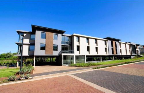 Port Zimbali Apartment | Zimbali Lakes Boulevard Edge