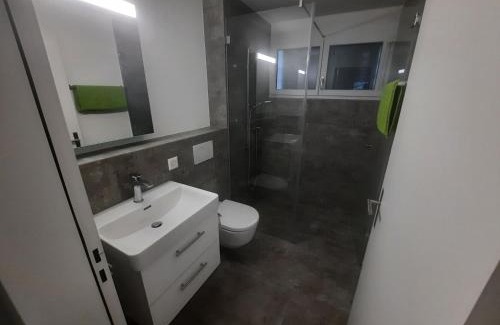 Goldingen Apartment | Zimmer 1, Haus der Begegnung