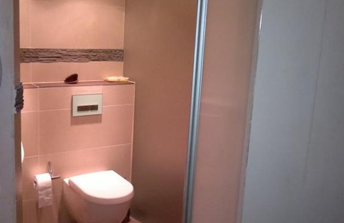 Ludenberg Apartment | Zimmer mit Bad, modern und ruhig - familiär!