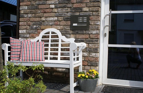 Rondorf House | Zimmer mit Gartenblick