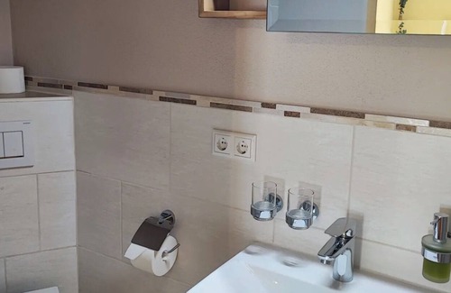 Hoslwang Apartment | Zimmer Sonnentor, Südseite mit Balkon, 1. Etage, 19 qm