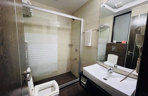 Greater Kailash Hotel | Zip By Spree Hotels Delhi Greater Kailash