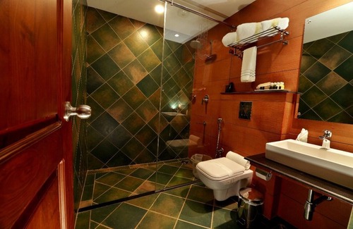 Mundakayam Hotel | zodiac heritage hotel