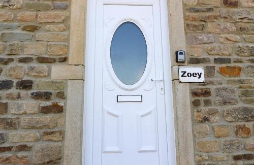 Skipton House | Zoey Cottage