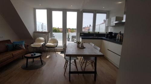 Westkapelle Apartment | ZON ZEE STRAND Bed by the Sea