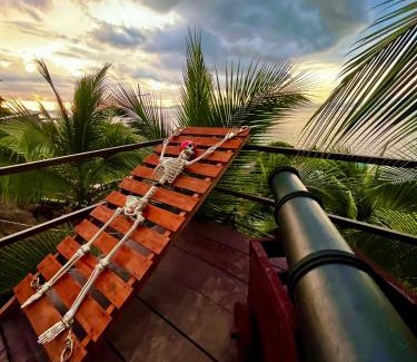 Lepanto Hotel | Zona de Piratas