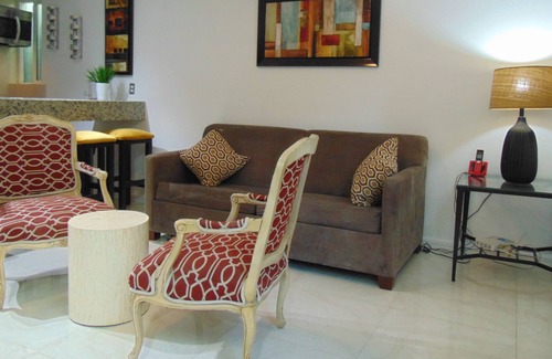 Tijuana Apartment | ZONA RIO ELEGANT CHARM COMFORTABLE COZY SECURE TOWN-HOME VALENCIA # 2