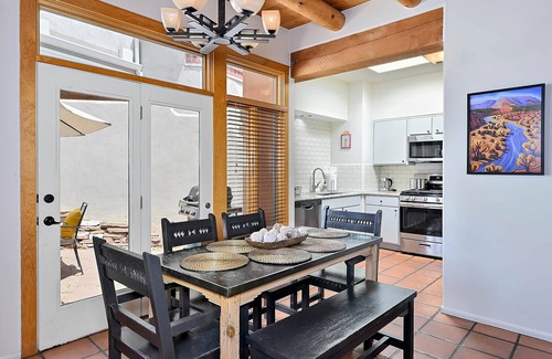 Downtown Santa Fe Villa | Zona Rosa 70, San Francisco