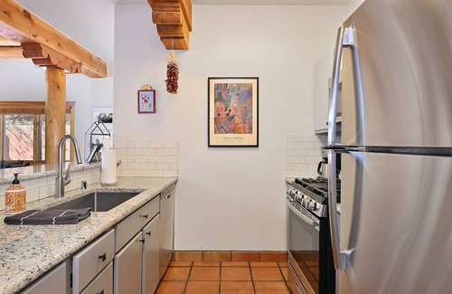 Downtown Santa Fe Villa | Zona Rosa 74, Santa Cristobal