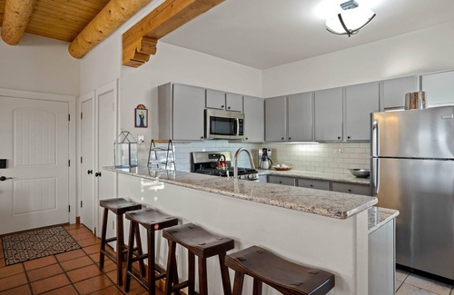 Downtown Santa Fe Villa | Zona Rosa 75/76 combination unit