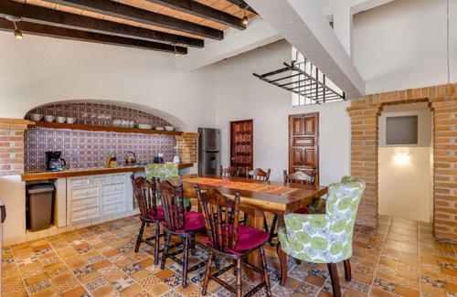 Romantic Zone House | Zona Z Boutique Hotel. 2Bed Townhouse - 2 Blocks from Beach - Romantic Zone