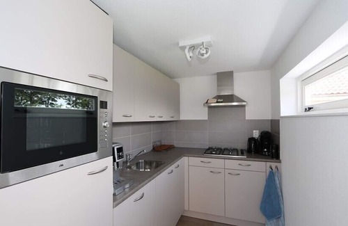 Renesse Villa | Zonnedorp 7 luxury holiday in modern villa in prime location