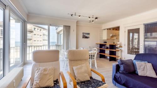Koksijde-Bad Apartment | Zonnig en gezellig appartement met zijdelings zeezicht en zwembad in Koksijde