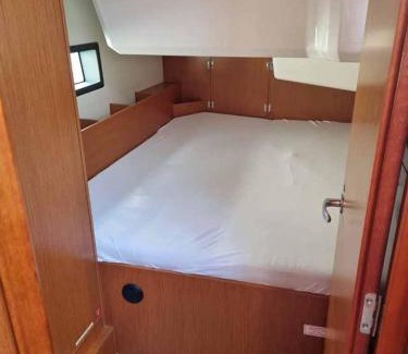 Punat Boat Rental | Zoom