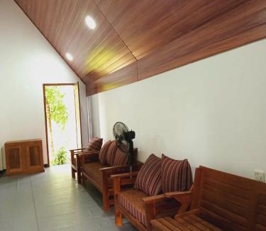 Habarana Hotel | Zora Resort